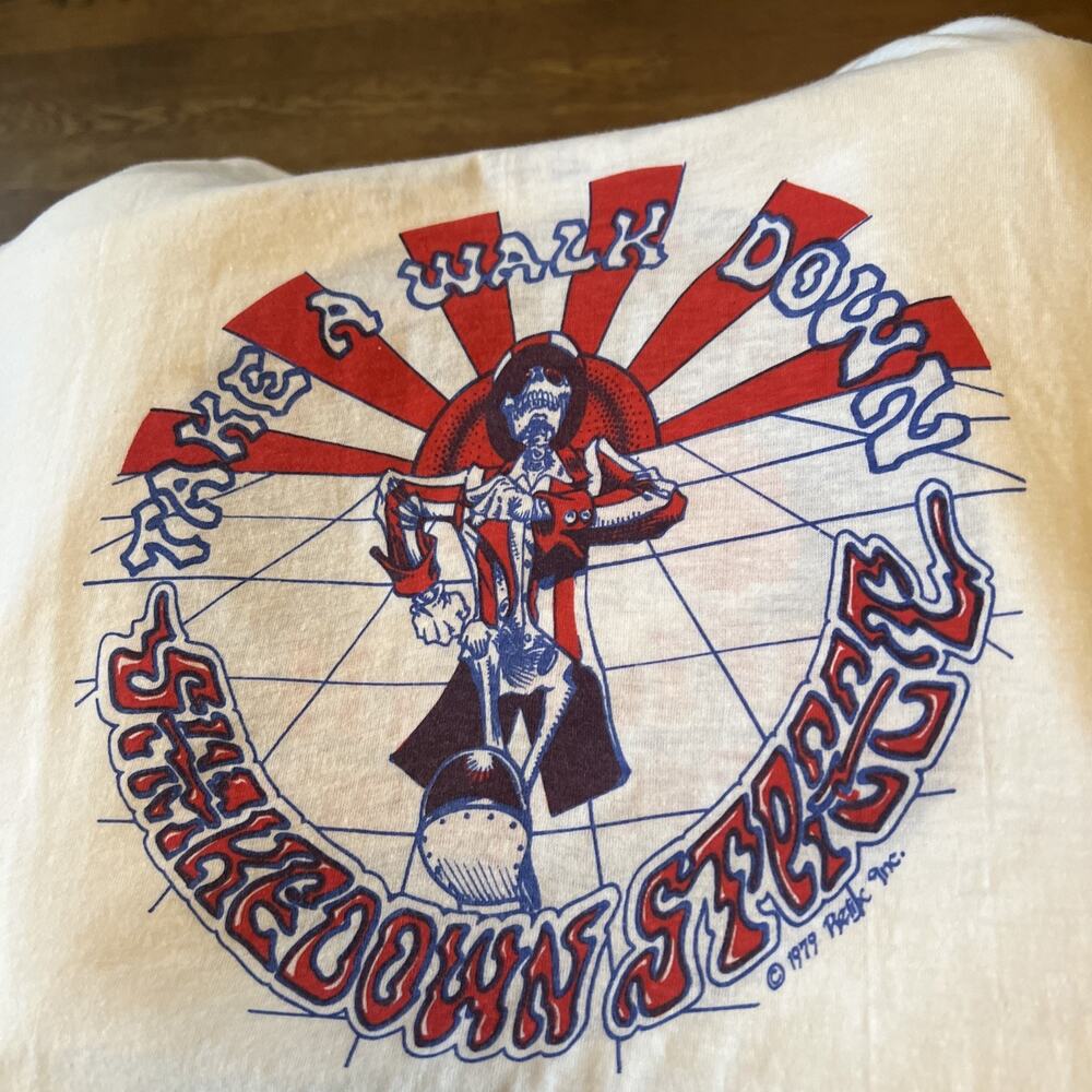 Vintage 70s Grateful Dead T-Shirt Shakedown Street Relix Magazine Nos Still Dead